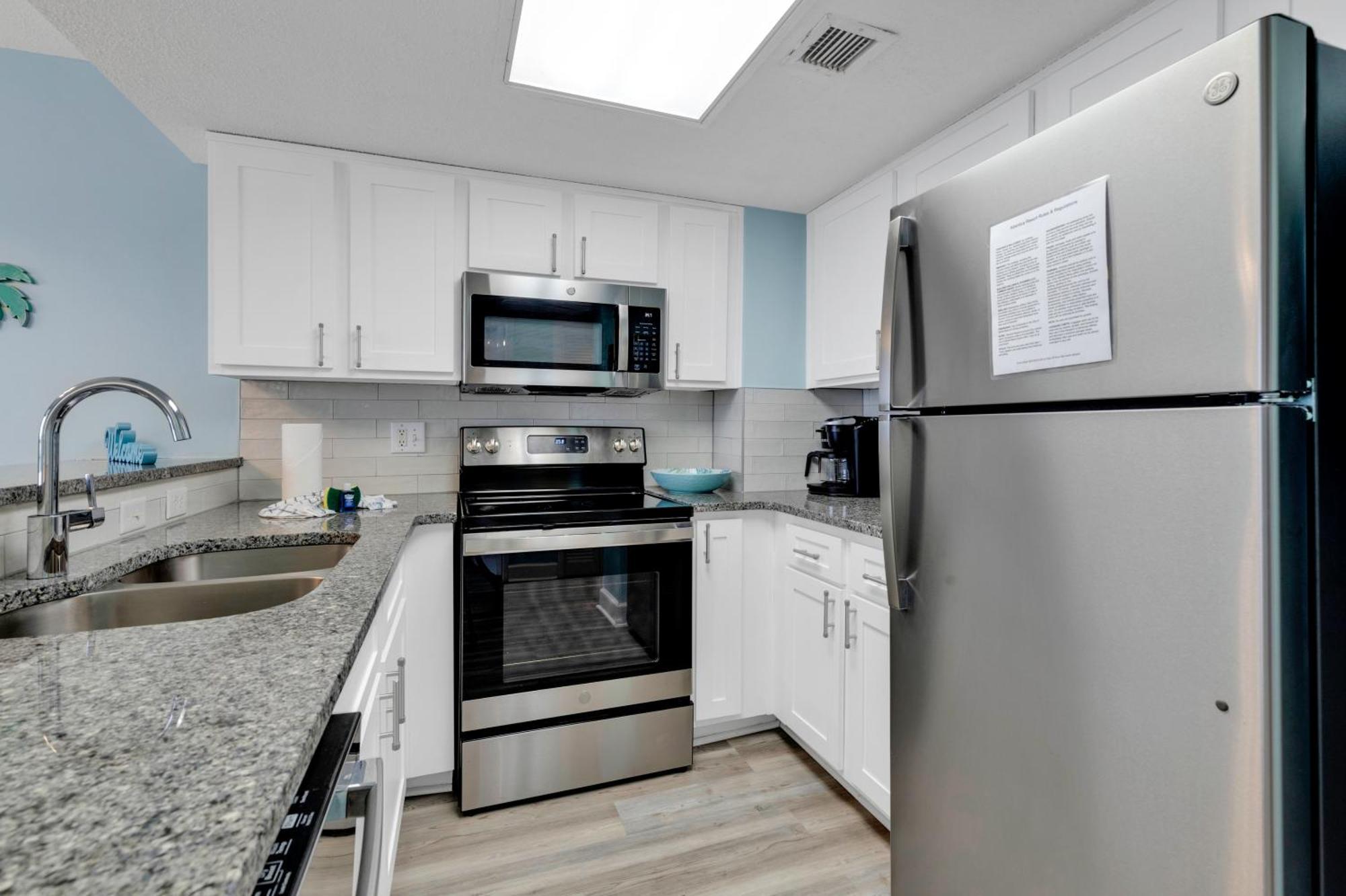 Ocean Front 2Br Elegant Condo In Atlantica Resort Мертл-Біч Екстер'єр фото